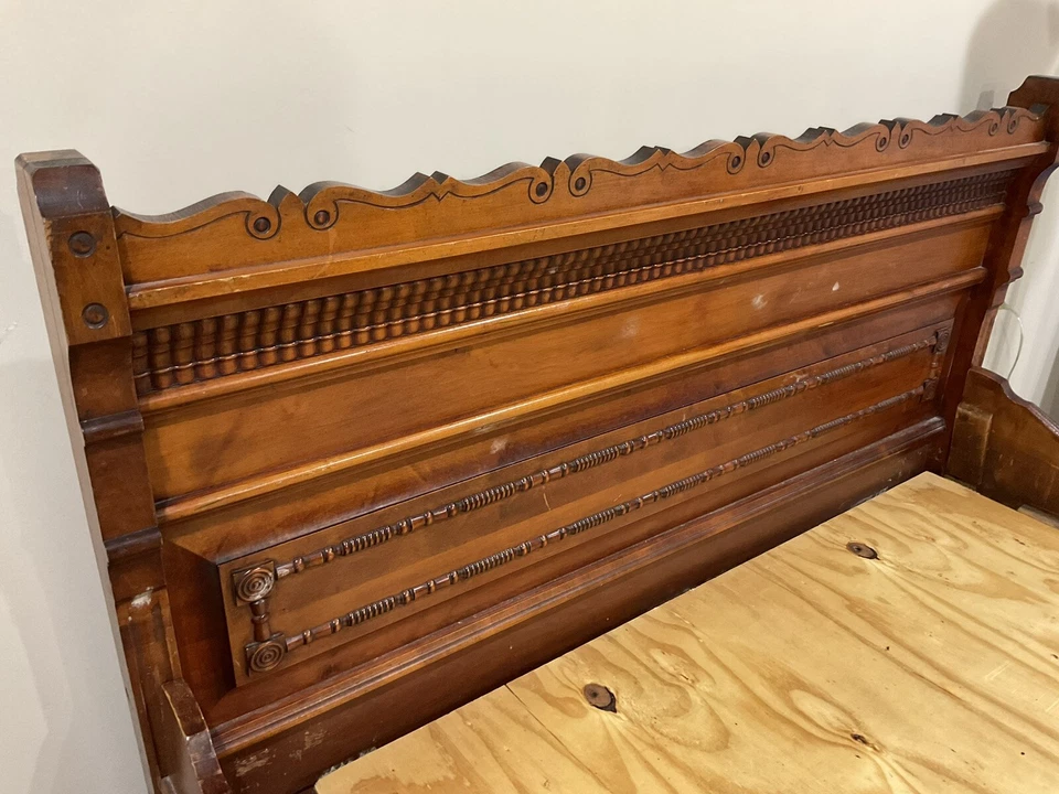 antique cherry bed - Image 3 of 4