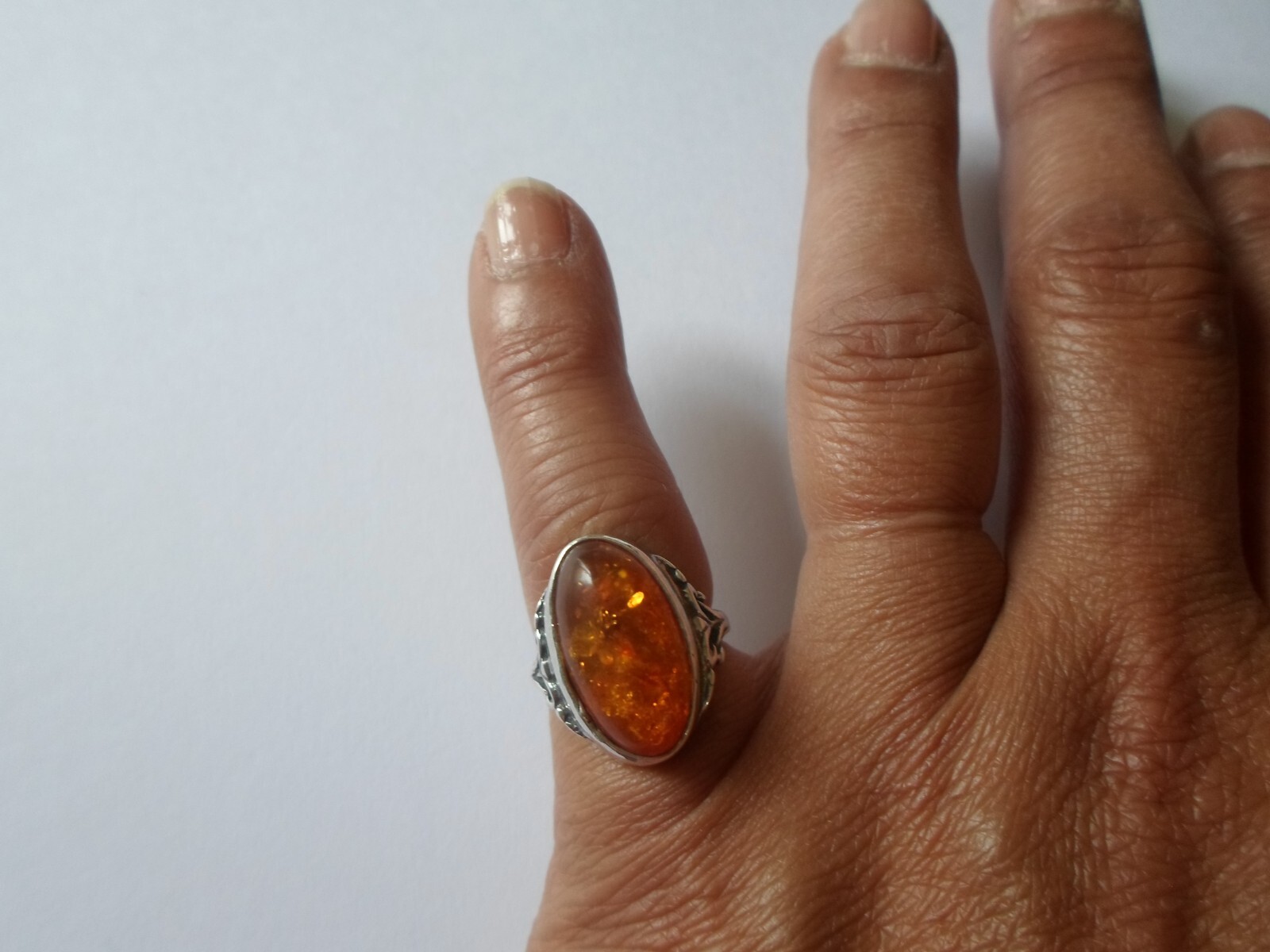 solid silver ring, amber shuttle, heart outline, … - image 1