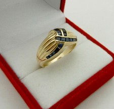 Solid 14k Yellow Gold Princess Cut Blue Sapphire Dome Style Ring 4.3 gr size 7