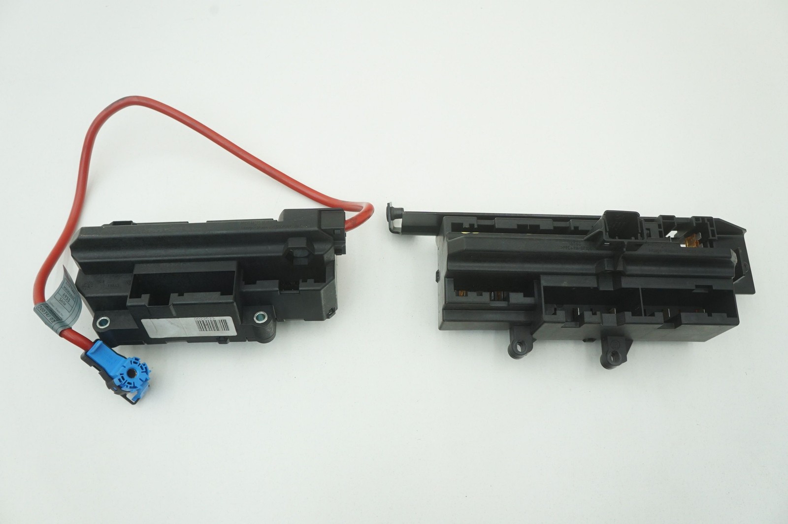 Set Front Rear Power Distribution Box OEM 61146906586 Rolls Royce Phantom Vii 06