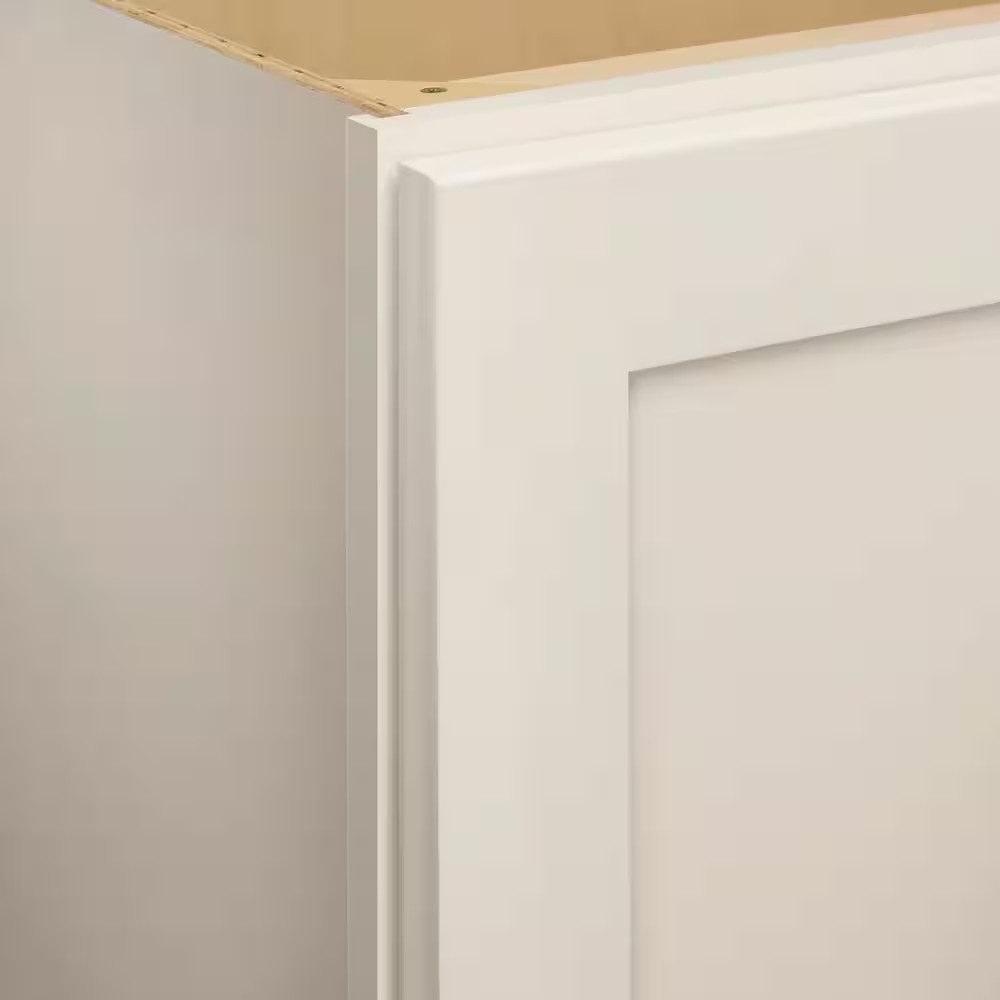 Avondale 32 In. W X 32 In. D X 34.5 In. H Ready to Assemble Plywood Shaker Lazy 