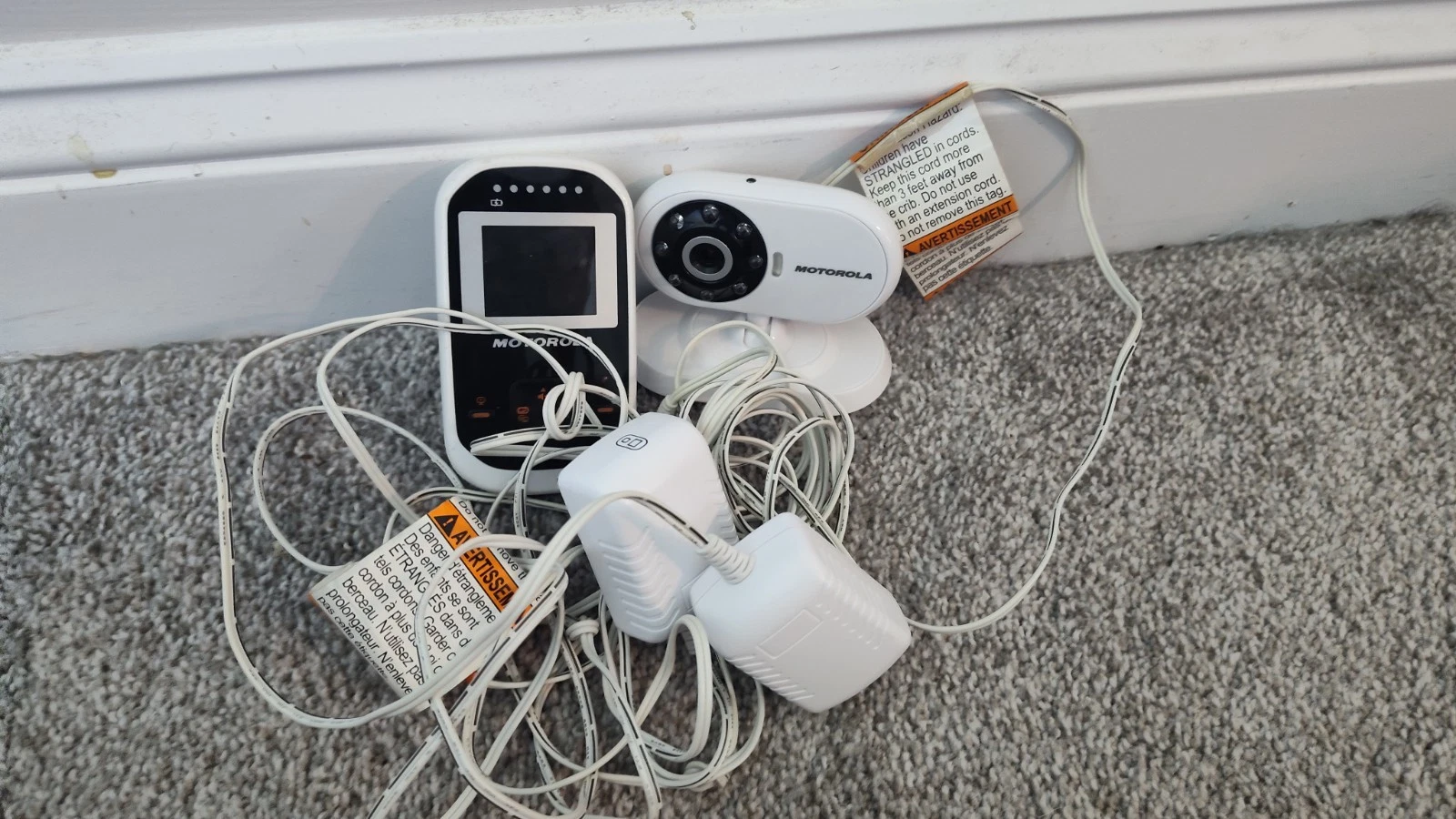 Motorola MBP-18BU In Baby Monitor with Camera Set Tested Working White