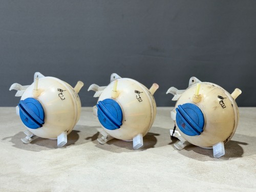 1K0121407A Behälter Ausgleichsbehälter Kühlmittelbehälter für AUDI TT 8J