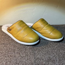 OluKai Men's Mua Ili Slipper 9 Shearling Lining EU 42 10502-GS19 Mules