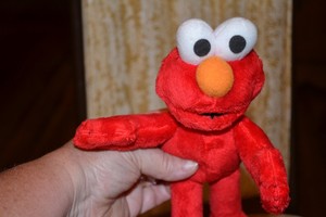 stuffed elmo small