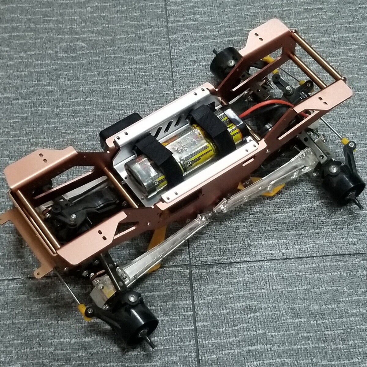 Foto 6 di 65