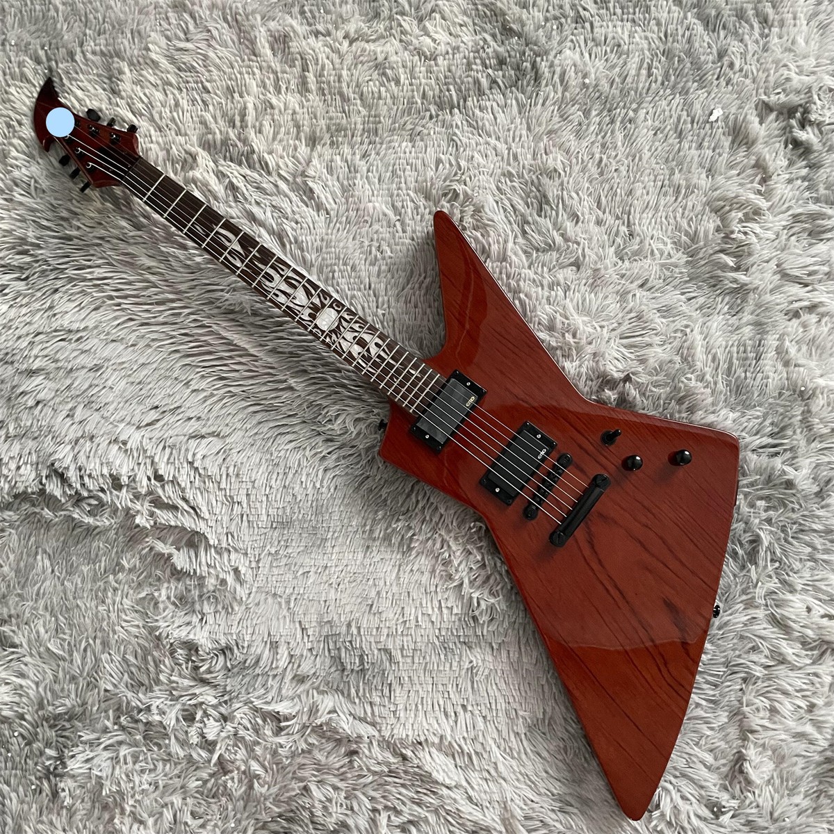 Mahogany Solid Body Electric Guitar 6 String Sandal Wood H H