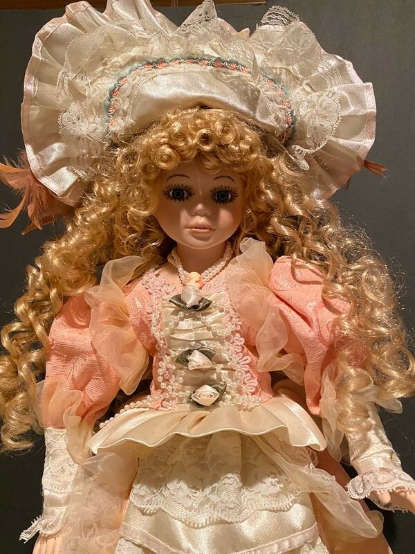 Traditional Doll Collection, Porcelain, Renee, 26
