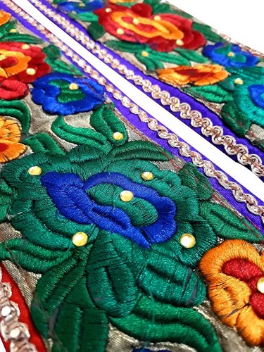 Vintage Saree Border India Decorative Trim Antique Embroidered Ribbon Silk Sari - Picture 4 of 7