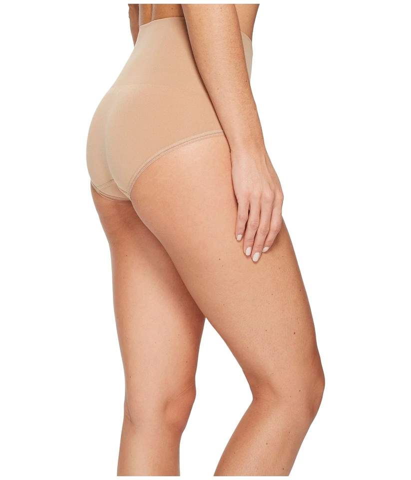 Calzoncillo para mujer Yummie 168825 ultraligero sin costuras modelador almendra talla mediana/grande Foto 2 de 2