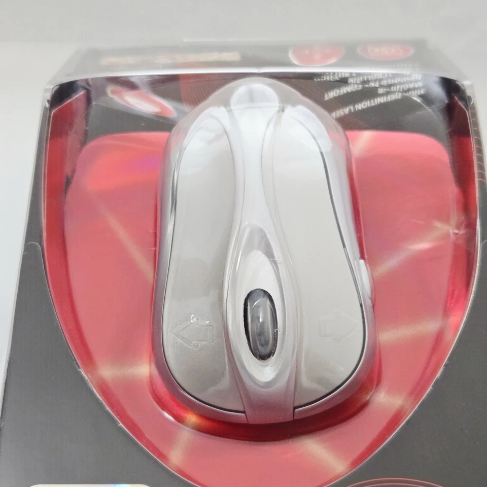 Microsoft Wireless Laser Notebook Mouse 6000 Silver Portable High Definition New - Image 2 of 4