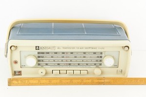 Knight KN-2400 AM/SW/FM Portable Radio by BANG & OLUFSEN - Not Working