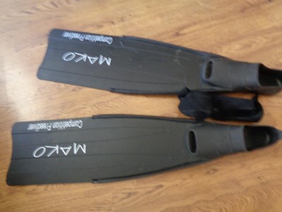 Mako Swim Fins Flippers Competition Freediver 8-9 42-43 Long Scuba Diving