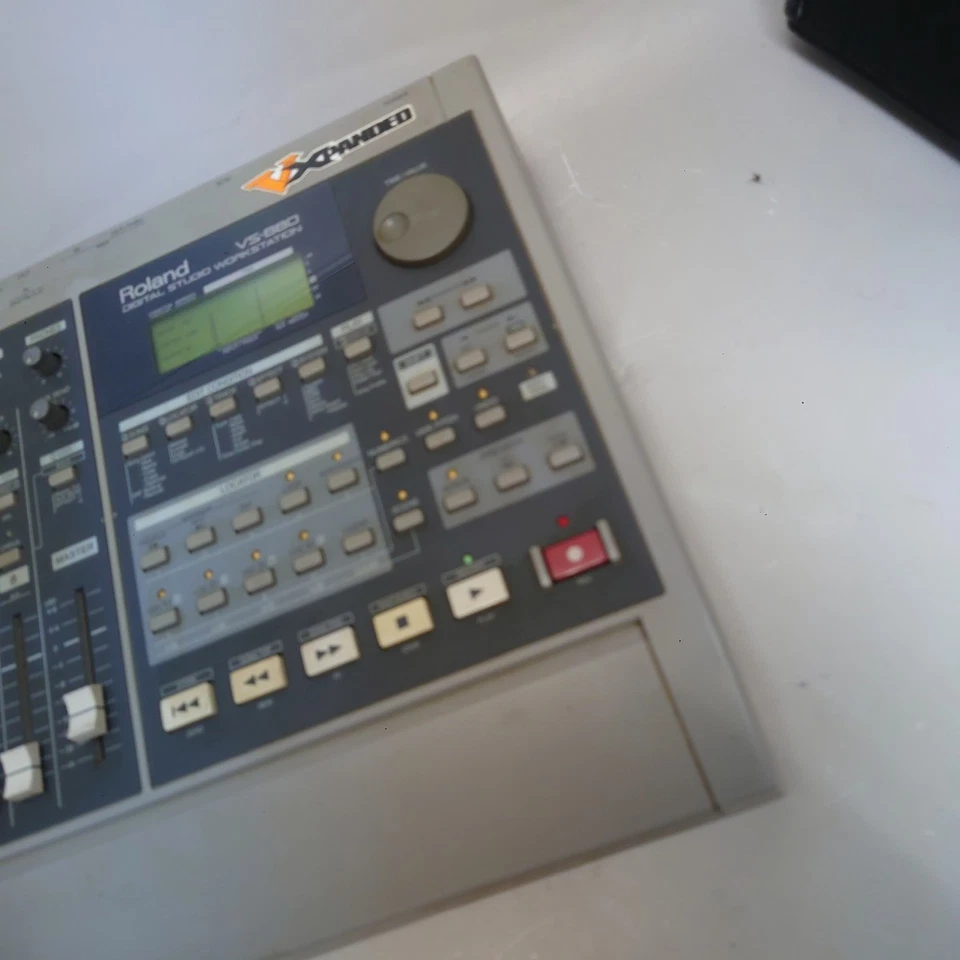 Roland VS-880 Digital Studio Workstation Multitrack Recorder from Japan - Image 2 of 4