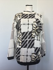 Spunky Women's Estimated Medium Vintage Retro Floral Window Pane Shimmer Sweater