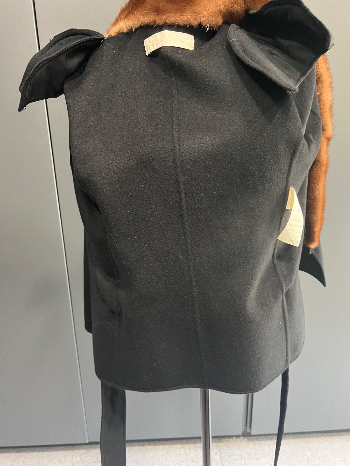 Valentino Black  wool jacket with belt Brown Mink Shawl Collar Size US 8 thumbnail 19