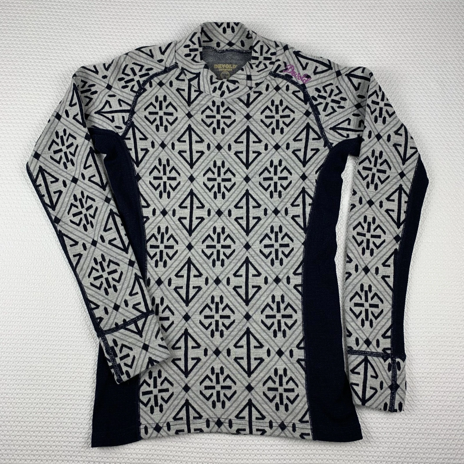 Devold Norway Women’s Merino Wool Nordic Ski Base Layer Sweater S Black and Gray