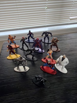 13 Jada Toys Marvel Nano Metalfigs,1.65 inches .Some of them have Paint Chips 