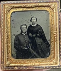 Civil War 1/6 Ambrotype Photo Of A Union Soldier And His Wife
