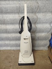 Panasonic MC-UG302 Upright Vacuum Cleaner 1900W Lightweight Automatic Height