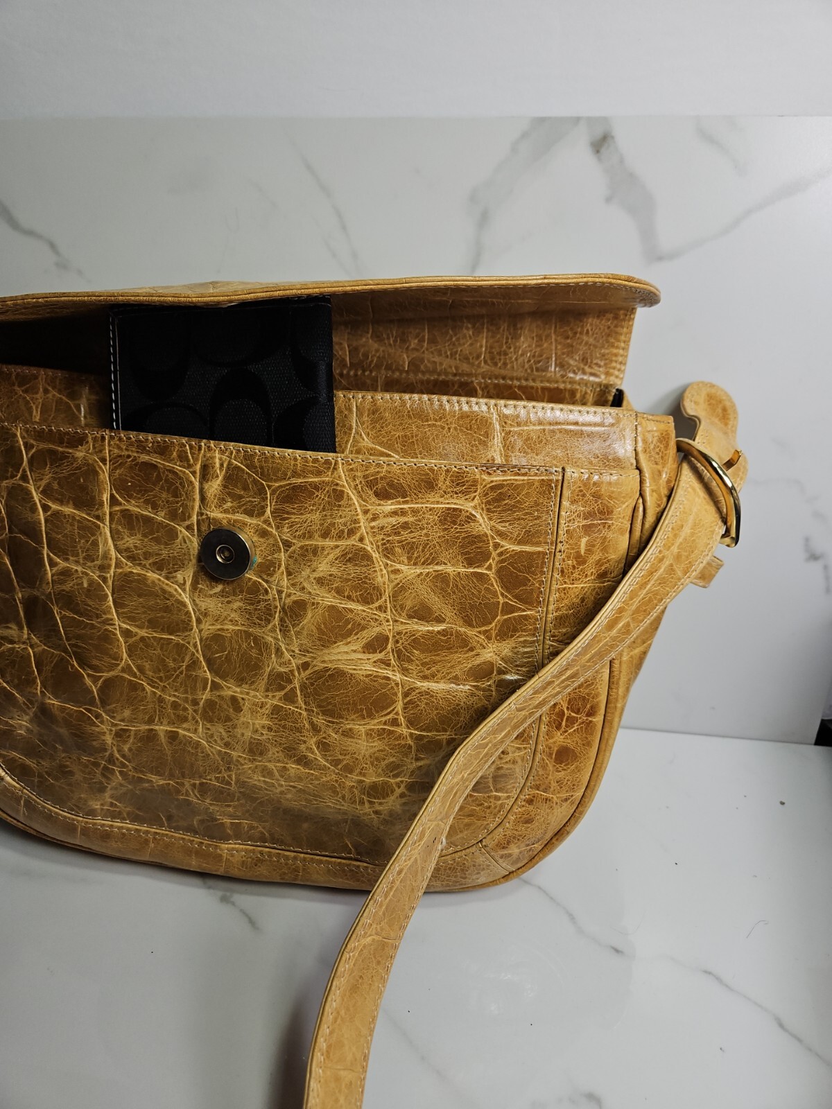 Neiman Marcus Crocodile Embossed Pattern Leather … - image 2