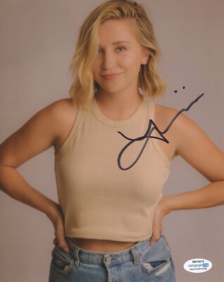 Taylor Misiak Dave Autographed Signed 8x10 Photo ACOA | eBay