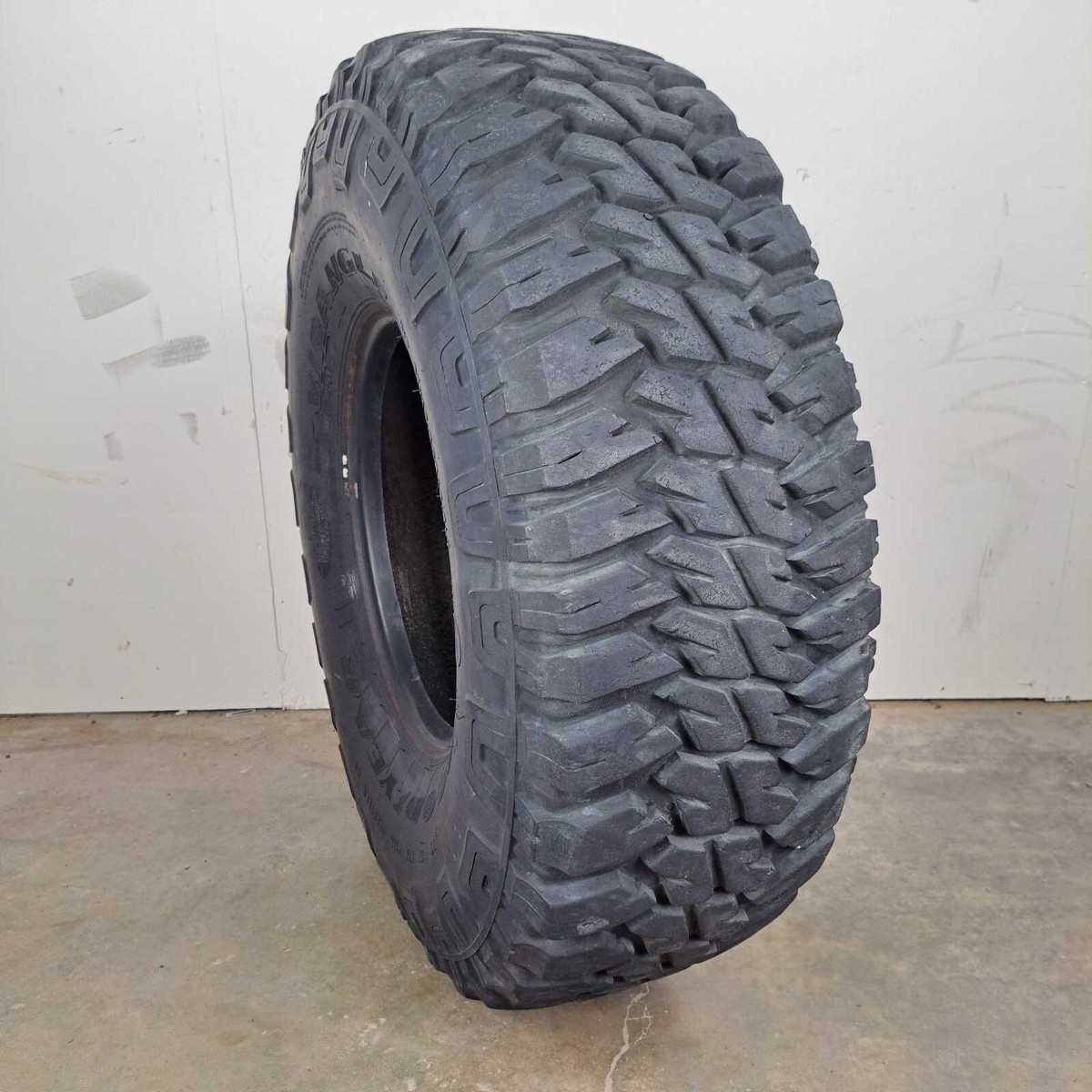 Good Year Wrangler MT 37×12.50R16.5LT 37X12.50R16.5 Goodyear Wrangler MT/R Tire 80%+ Tread | eBay