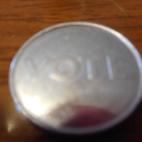 TOKEN VOTE US THIS TOKEN TO CHOOSE A CONSERVATION PROJECT - Picture 1 of 2