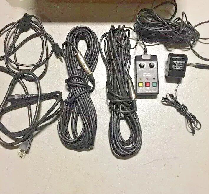 Chauvet Stage Designer 16 Channel Dimming Console TFX-16CON w/ Foot Switch - Image 4 of 4