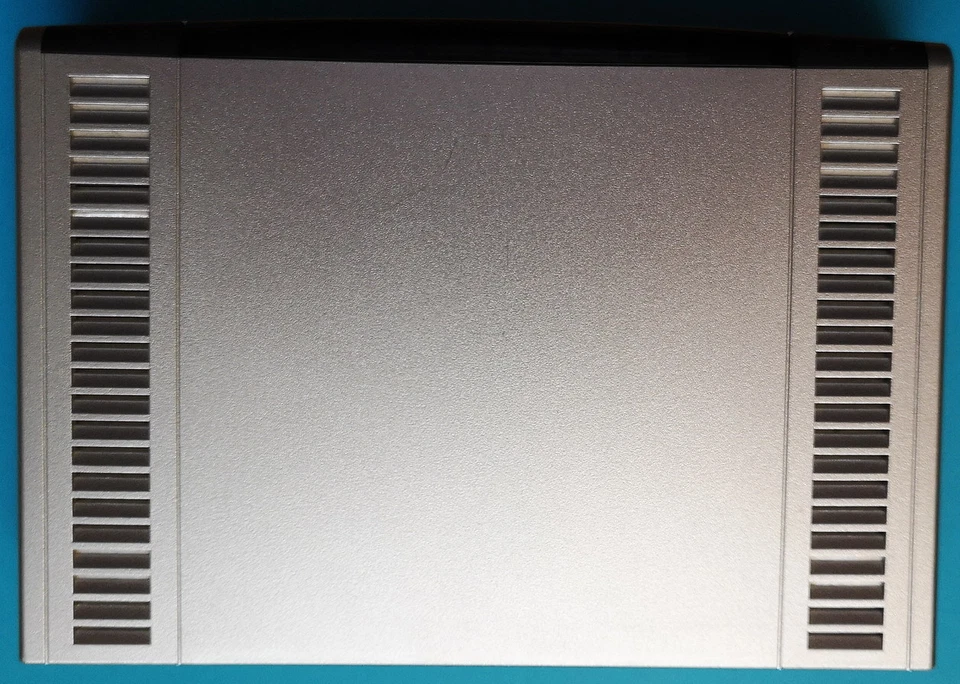 Zyxel Prestige 334 Broadband DSL/Cable Security Sharing Router, 4 x 10/100 - Image 2 of 4