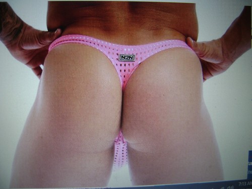 A VINTAGE RARE N2N "F10" FIRE ISLAND POPSICLE RADIER THONG , IN HOT PINK, MED.