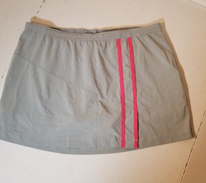 Moving Comfort Endurance Running Tennis Yoga Gray And Pink Skort