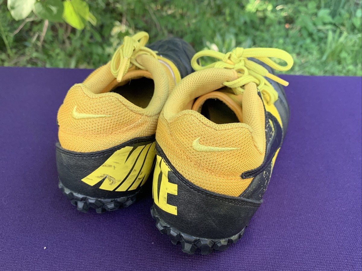 Nike Mens Rare Nike5 Bomba TF BUMBLEBEE Yellow Black Indoor Shoes