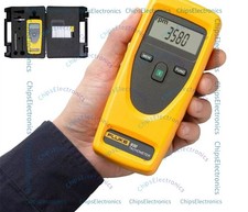 Fluke 930 Non-Contact Tachometer 6-digit backlight 1 To 99999 revolutions/minute