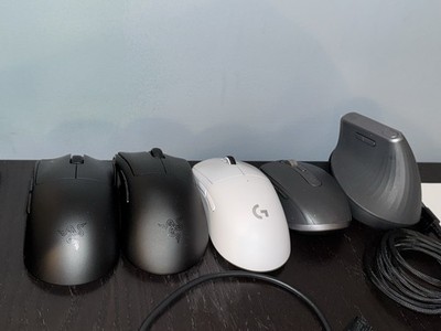 Gaming Mouse Lot (Viper V3, Deathadder, Two White Superlight)