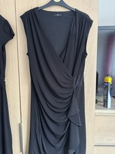 M & CO BLACK SLINKY DRESS RUCHED TO ONE SIDE SIZE 16 - NWOT