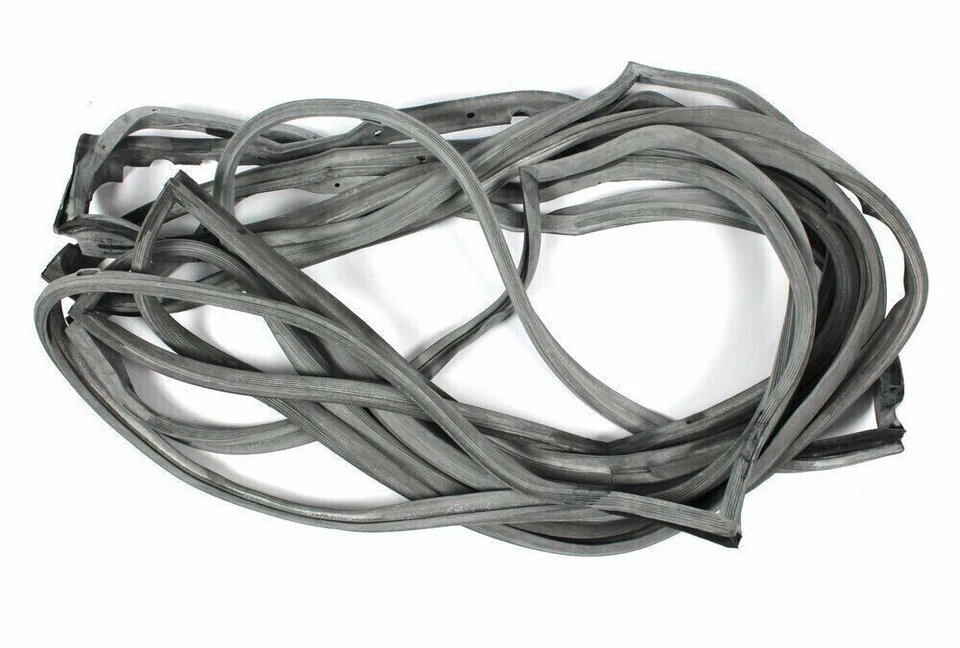 Juego de juntas de goma para puerta Mercedes W111 4 piezas 220 220S 220SE Foto 3 de 4