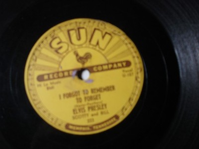 ELVIS PRESLEY MYSTERY TRAIN 78 RECORD SUN 223 I FORGOT TO REMEMBER TO FORGET ORI