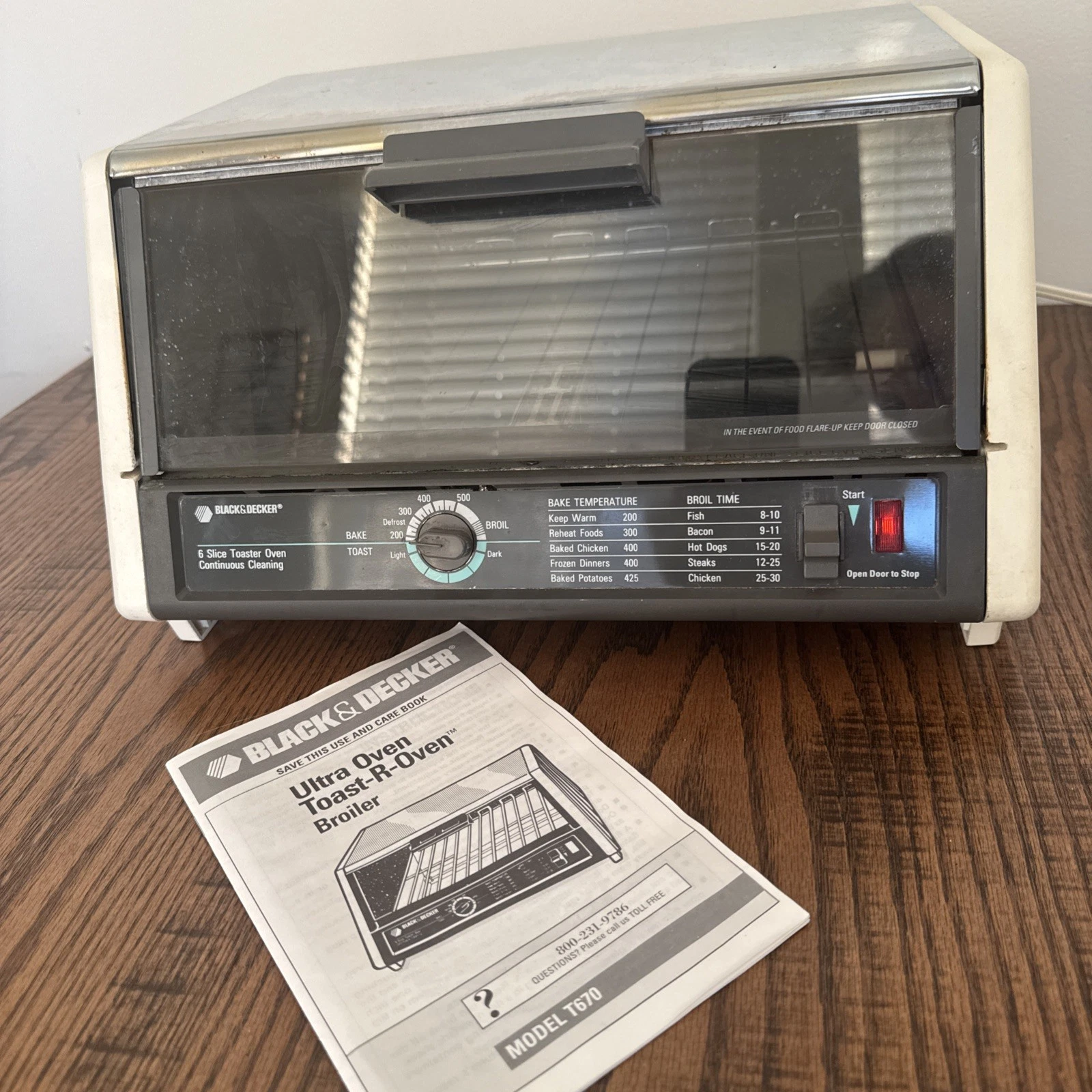 Black Decker 6-Slice Ultra Toaster Oven T670-TY2 Type 2 Continuous Cleaning