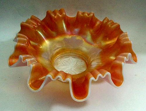 Dugan Glass Peach Opalescent 9" Single Flower Ruffled Bowl