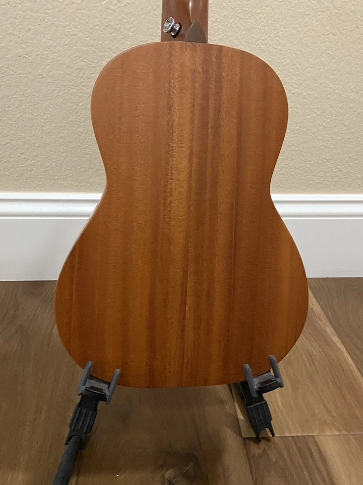Pono Electric Tenor (Solid mahogany) Ukulele mint condition - Image 4 of 4