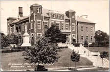 1944 Kewaunee, Wisconsin RPPC Real Photo Postcard KEWAUNEE COUNTY COURT HOUSE
