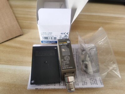 1PC New Omron E3S-CR66 Photoelectric Switch Expedited Shipping E3SCR66