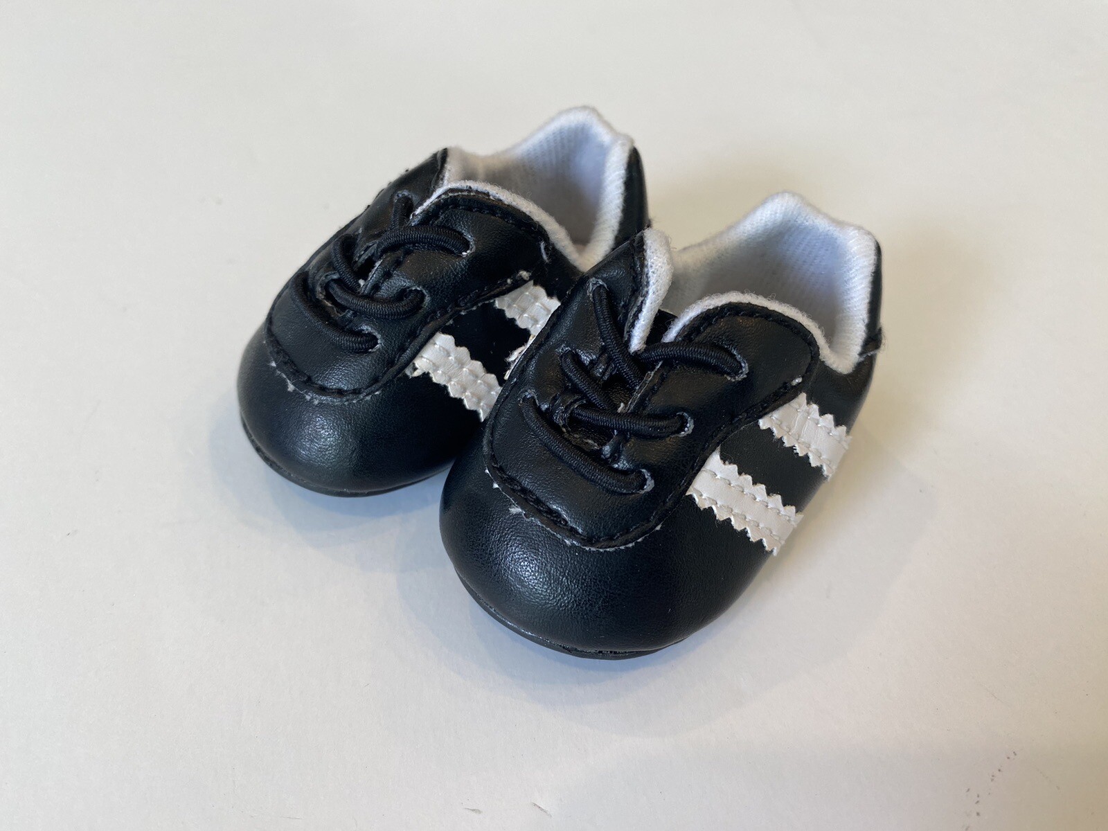 American Girl Soccer Outfit 2011 Athletic Sport Cleats Shoes for Doll Only