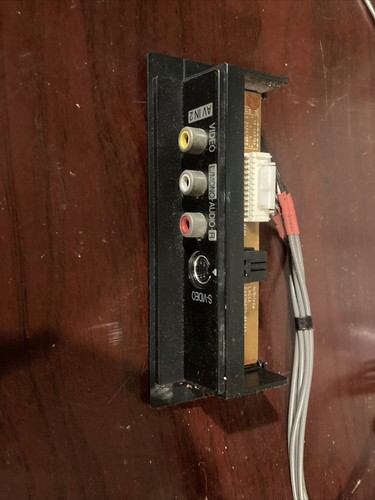 LG 37LC5DCB TV Television Port Jack IO Board LA64A EAX36079601 (4)