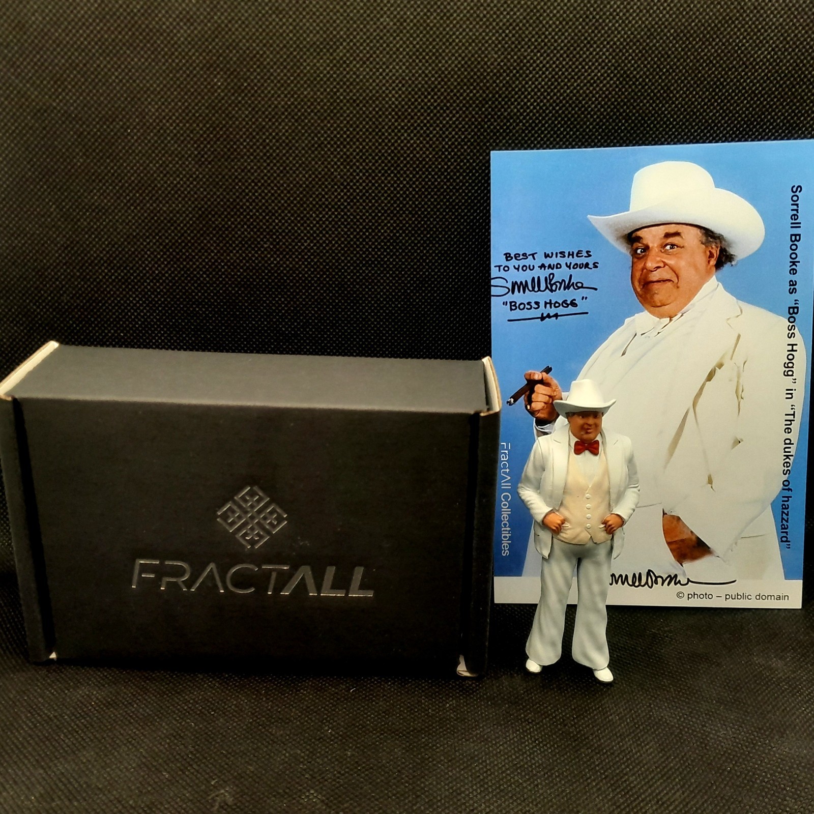 1/18 Boss Hogg (Dukes of Hazzard) - scale figurine for dieca