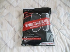 New Aeolos Compression Support Knee Sleeves Sz S Black Relieve Muscle Joint Pain