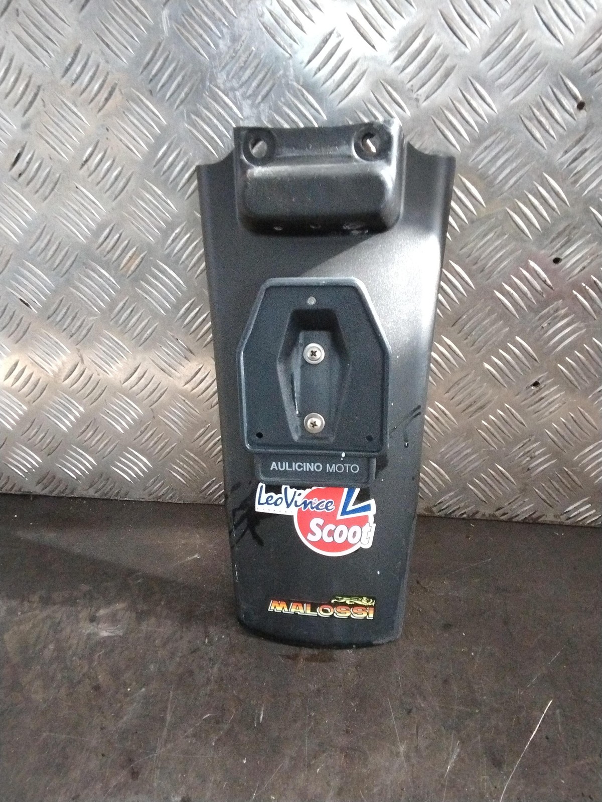 PARAFANGO POSTERIORE TARGA PER Yamaha Aerox 50cc 2T Serie (97>99)