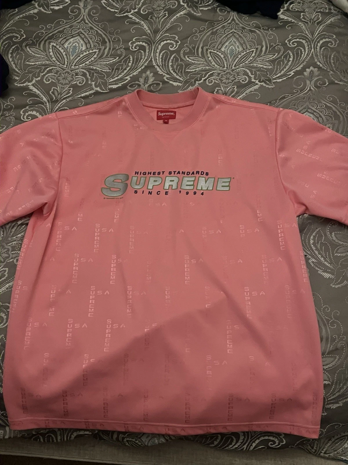 T shirt manches courtes poche rose corail suprême taille L, excellent état !