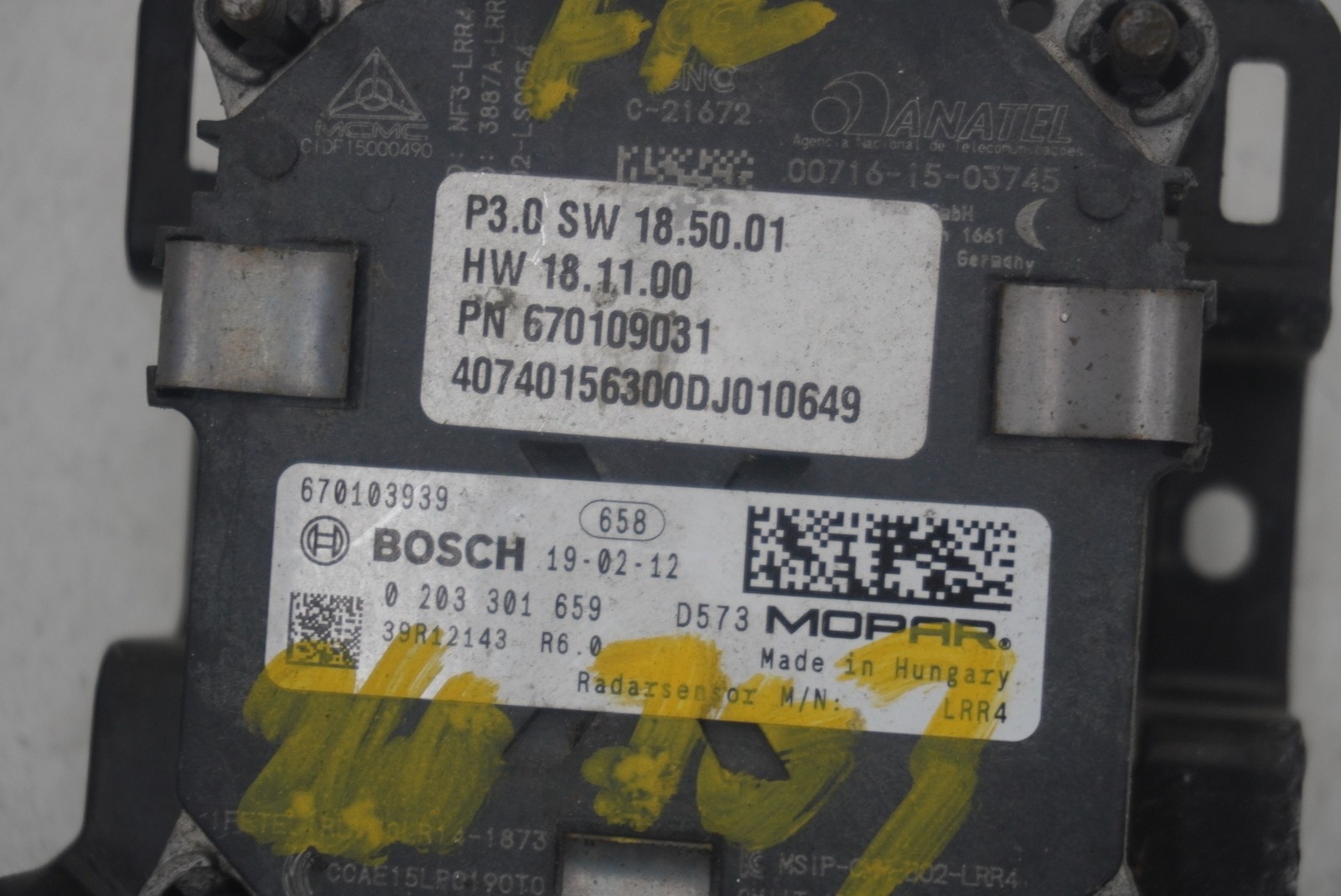 Maserati Levante Radar sensor P/N 670109031